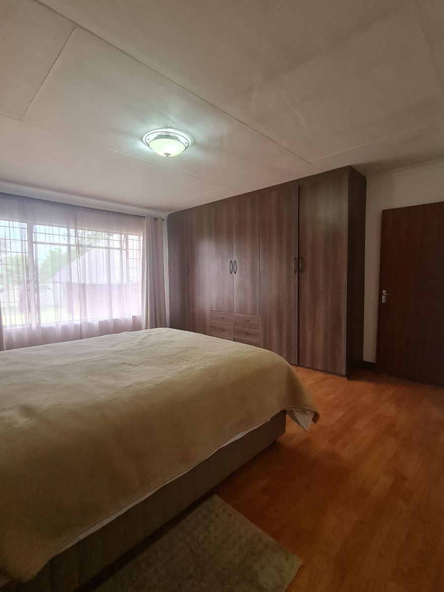 4 Bedroom Property for Sale in Vaalpark Free State